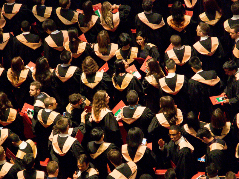 Enseignement supérieur, PIB et chômage : l'étude choc de Paxter qui va à l'encontre des discours politiques